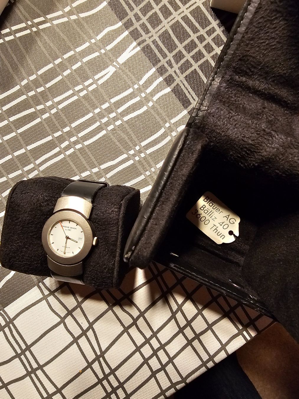 IWC Uhren: IWC Porsche Design Titanium Damenuhr – Gebraucht aus Kiental von MeSa_Niesen 2