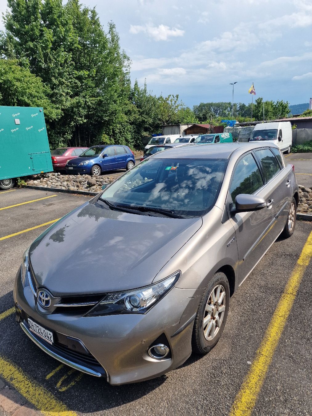 Toyota Automobili: Toyota Auris Hybrid 1.8 – Usato da Opfikon venduto da tarum01 4