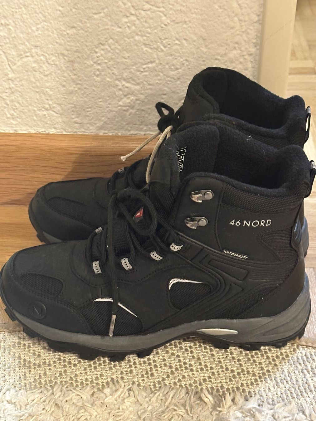 46 Nord Scarpe per ragazzi: 46 NORD Wanderschuhe Wasserdicht Gr 40 – Usato da Basel venduto da iulia_haul