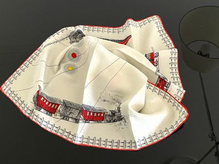 🚂 Foulard Trains Vintage 55x55 – Rouge, Gris & Blanc