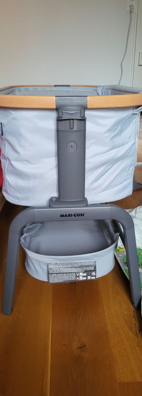 Culle: Maxi Cosi Iora – Usato da Schlieren venduto da mar_hrm2 1