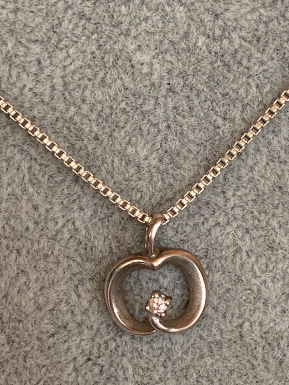 Catenine: Venezianer Kette mit Apfelanhänger – Usato da Laufen venduto da Bellavitaboom 4