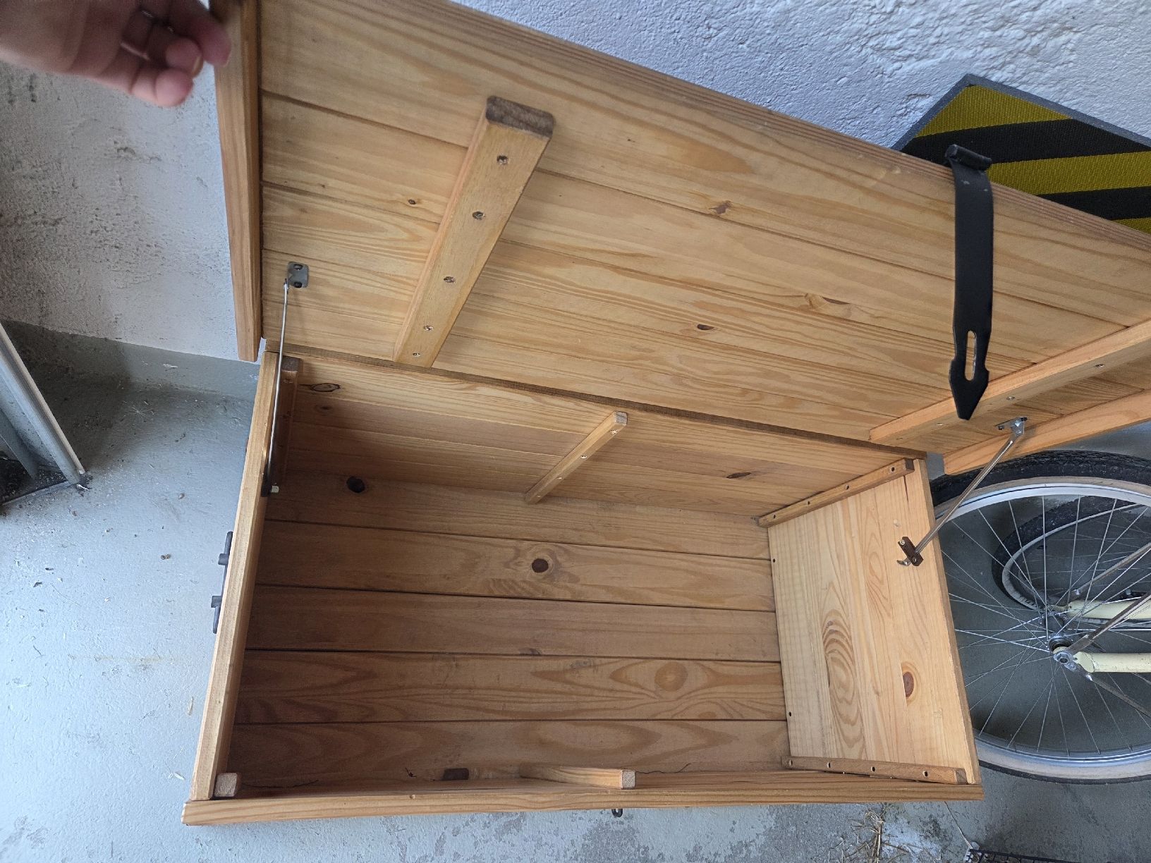 Cassapanche: Holztruhe – Usato da Ebnat-Kappel venduto da Moonel.104 1