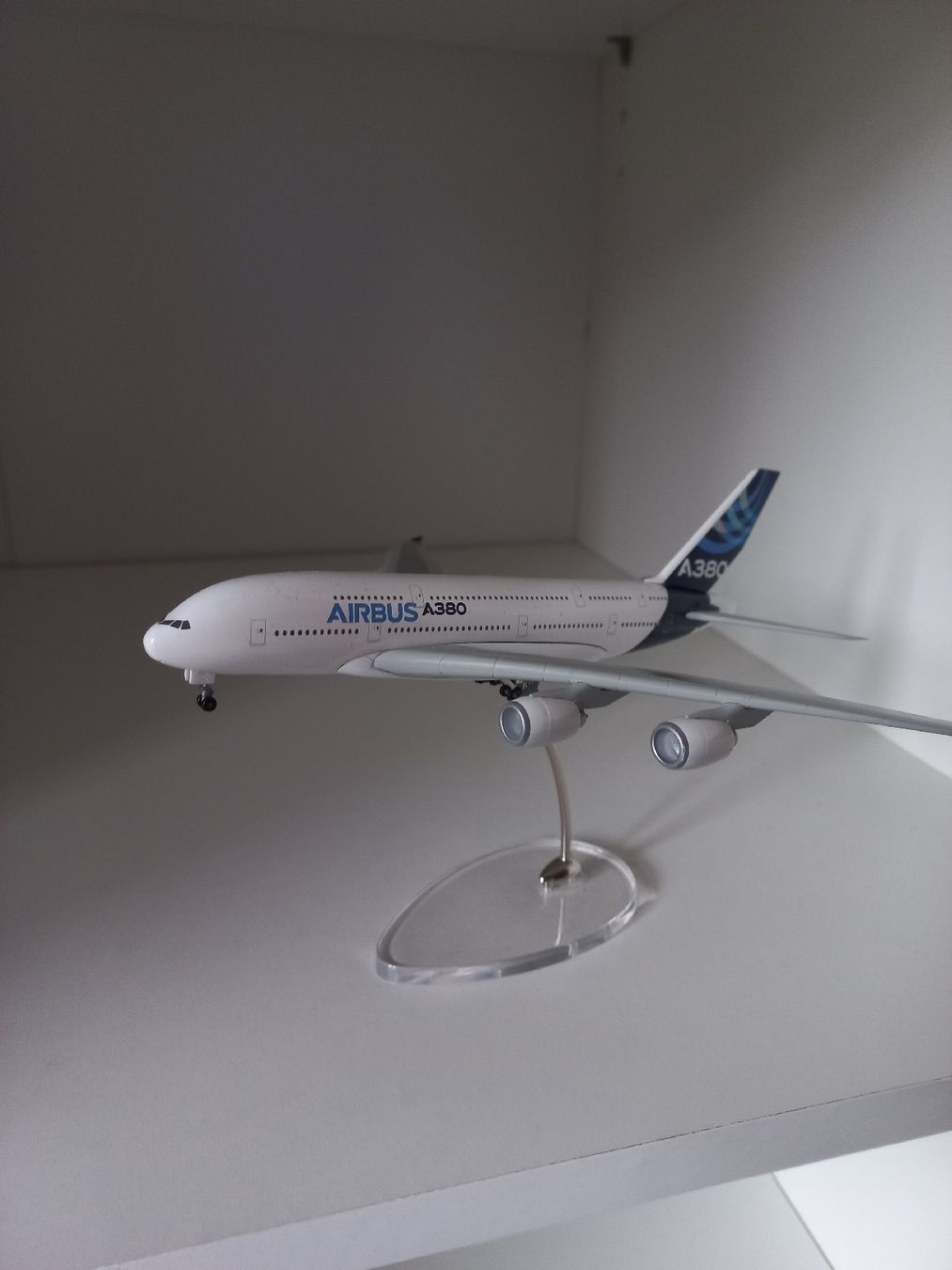 Airbus Kits de montage: Flugzeugmodell – D'occasion à Thun par J3A7N 1