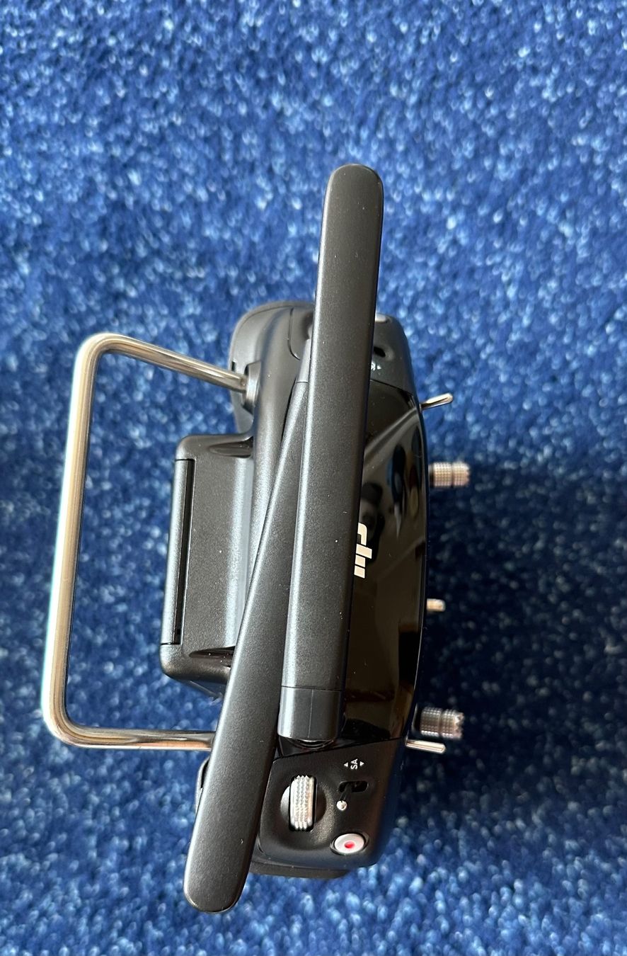 DJI Fernsteuerungen: DJI FPV Remote controller gebraucht – Gebraucht aus Zermatt von yan_yh9r 4