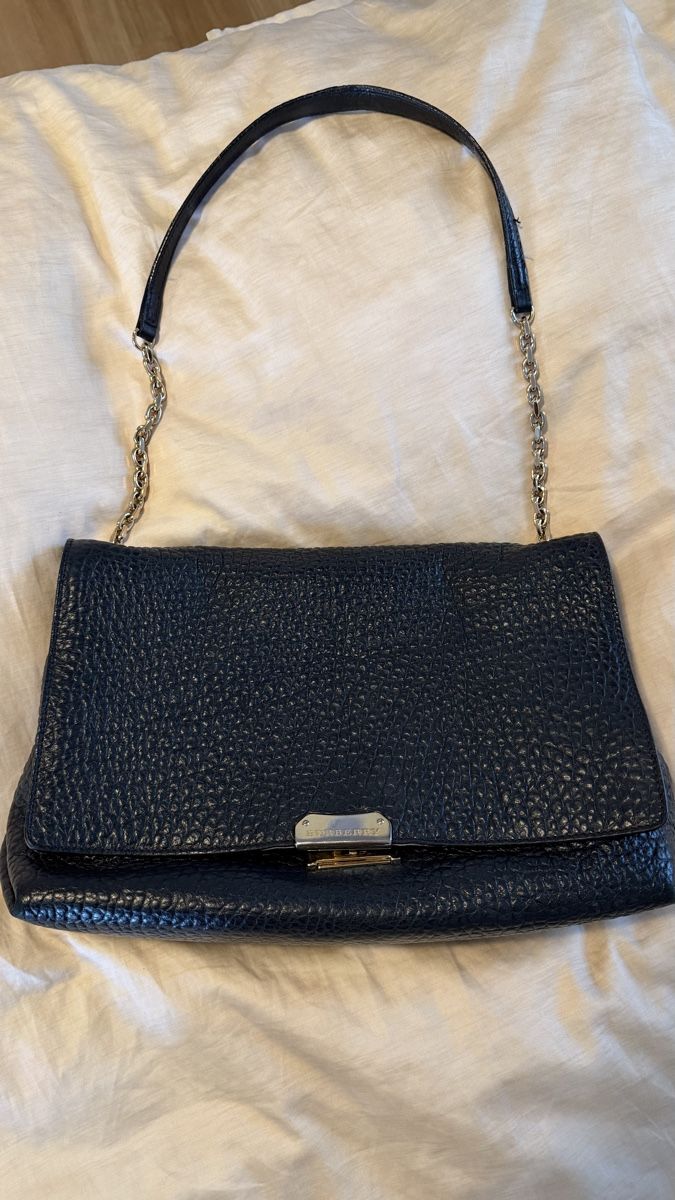 Burberry Borse da donna: BURBERRY SCHWARZE LEDERTASCHE WEICHES LEDER – Usato da Thalwil venduto da olh_7cpg