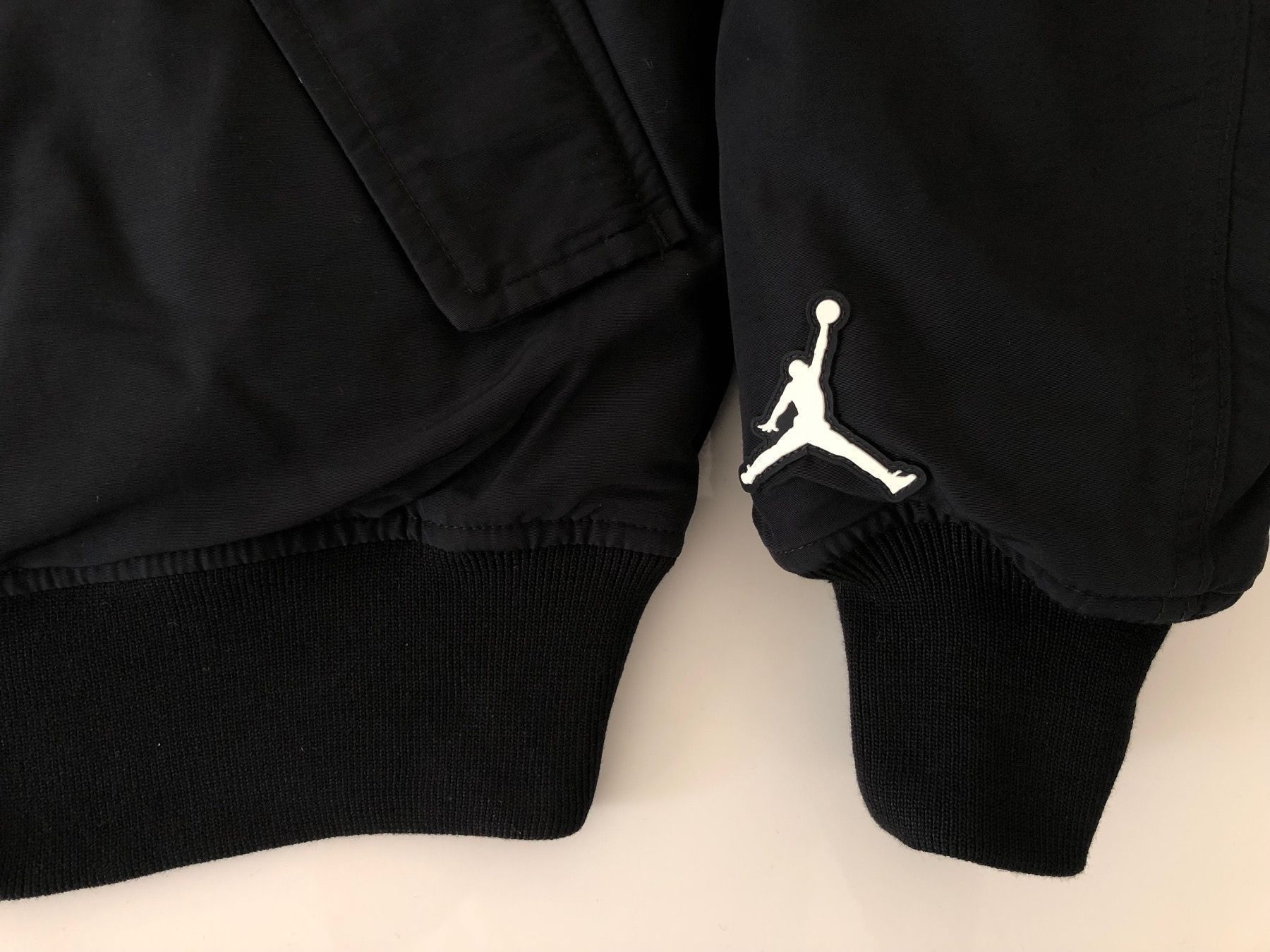 Jordan Giacche: Air Jordan Jacke Gr. M – Nuovo e nell'imballaggio originale da Mülenen venduto da CreativeSolutions 3