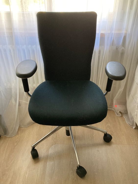 Bürostuhl von Vitra, schwarz/silber (Gebraucht) in Pratteln für CHF 20 ...