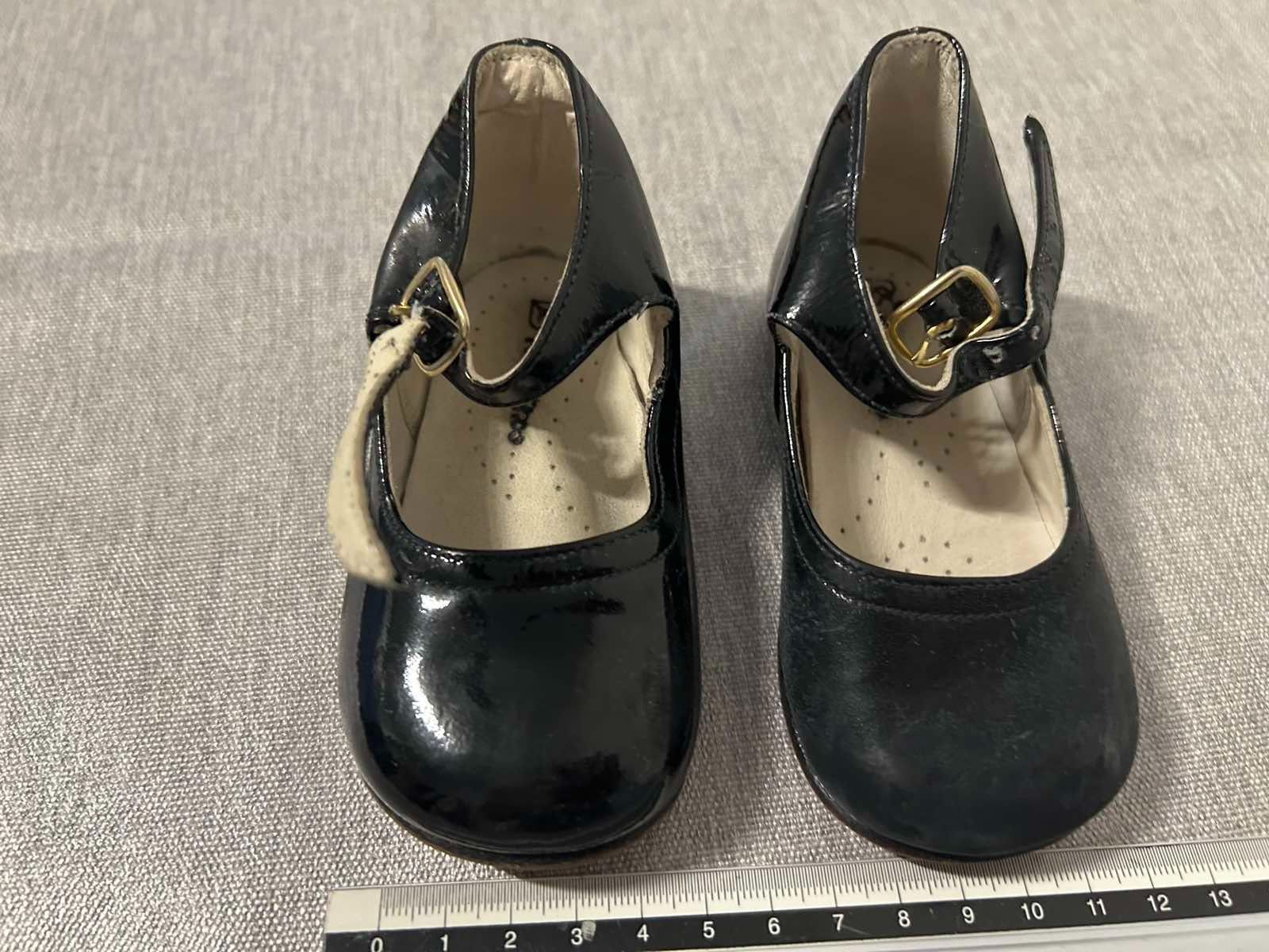 Scarpe per ragazze: Schuhe für Mädchen – Usato da Wil SG venduto da Nvik 1