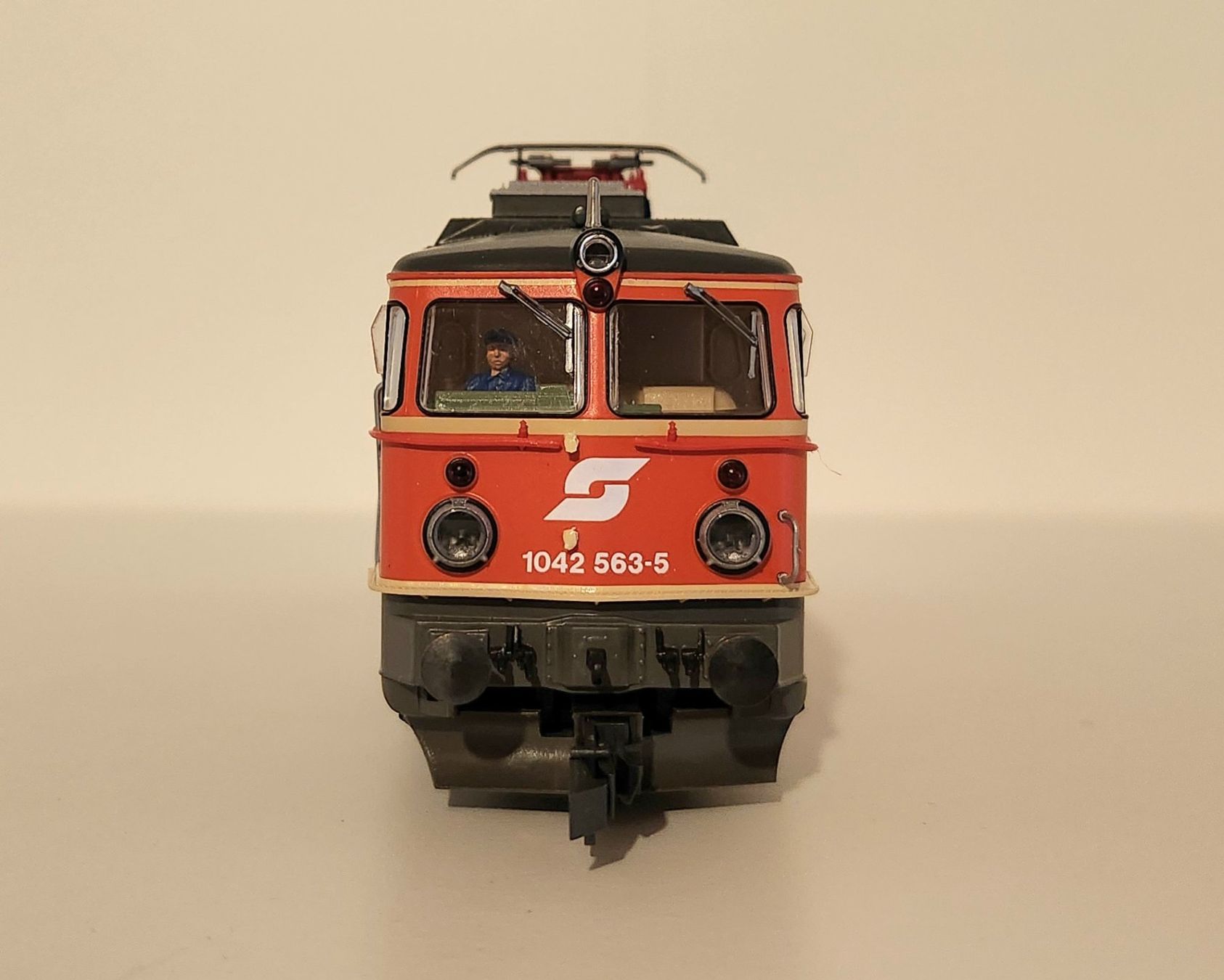 Roco Trains électriques: Roco ÖBB Rh 1042 DCC Sound – D'occasion à Wittenwil par ced_q8j7 2