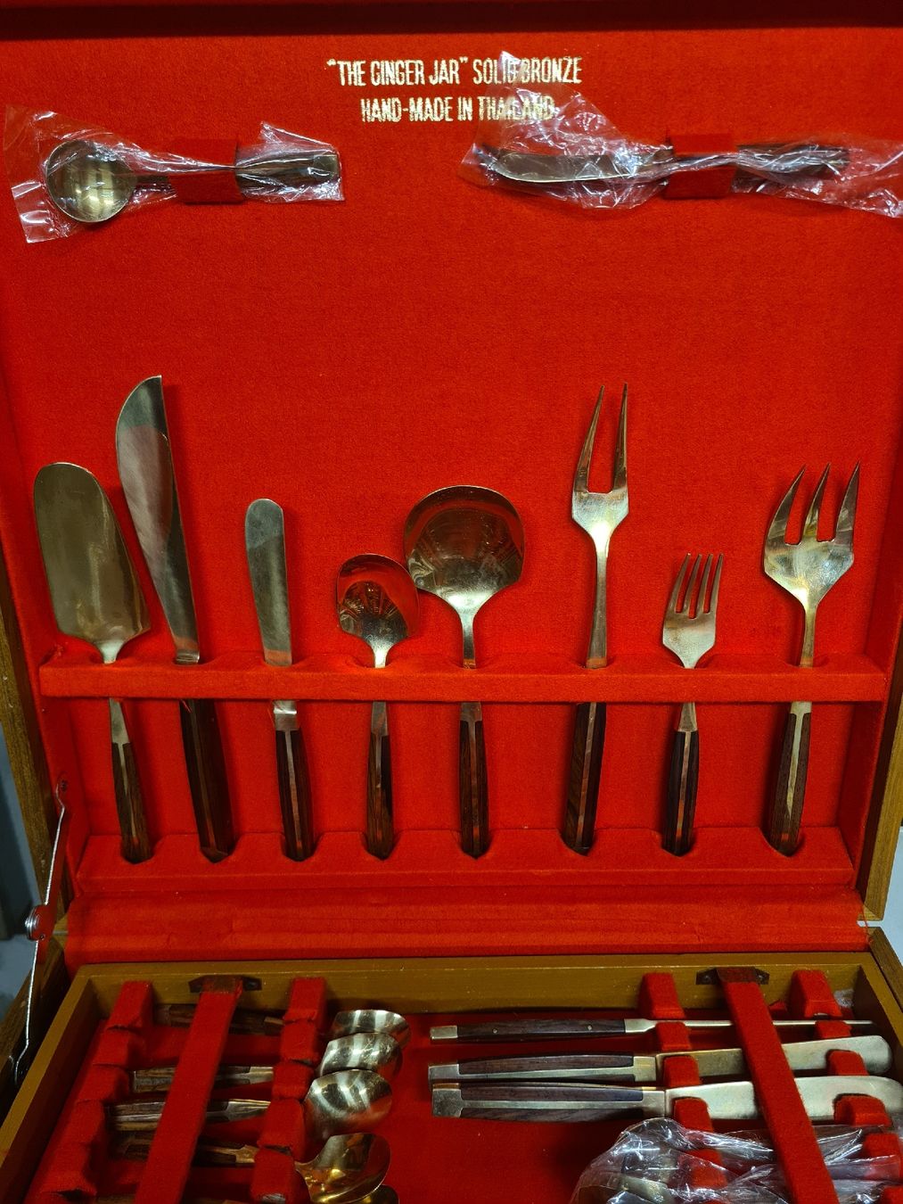 Set di posate: Antikes Besteckset aus Bronze  – Usato da Waldkirch venduto da Hypertenuse