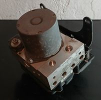 Boîtier ABS Range Rover L322 3.6 TDV8
