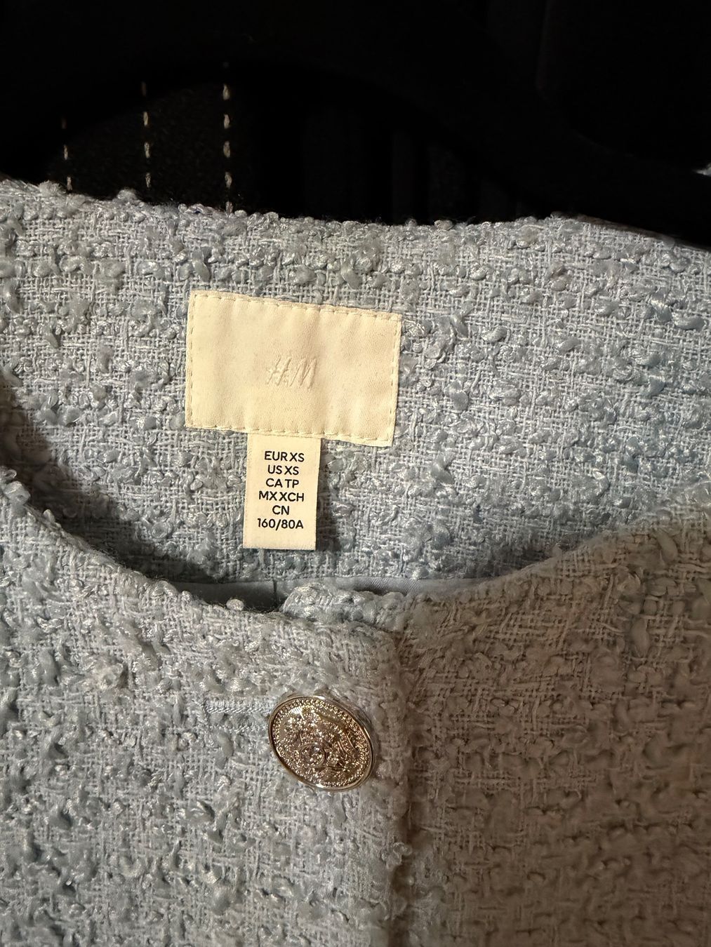 H&M Completi & Tailleur: neuer blauer Tweedanzug von H&M – Nuovo (secondo la descrizione) da Ittigen venduto da zaf_6sy9 2