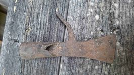 Antiker Rindenschaber