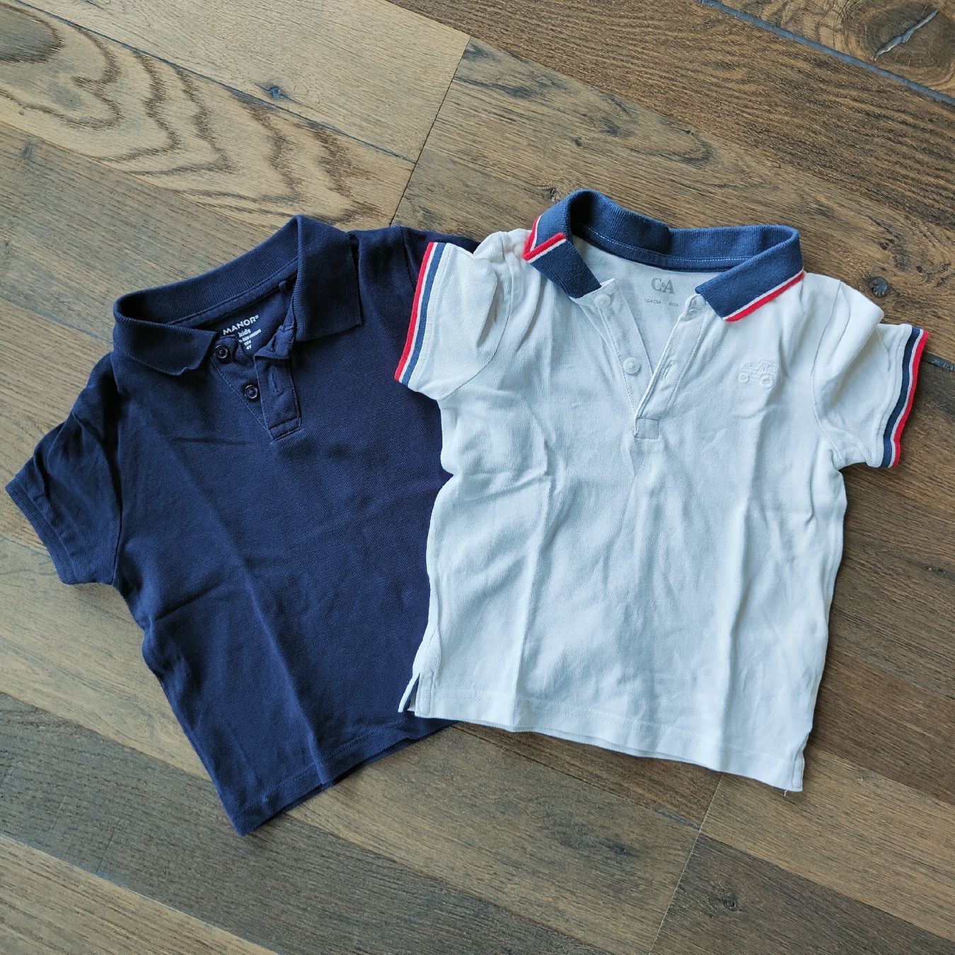 Camicie, T-shirt & Polo: 2 Polo Shirts, Gr. 104 – Usato da Aesch ZH venduto da TaniTomy