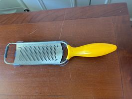Zyliss Reibe fein gelb *NEU*