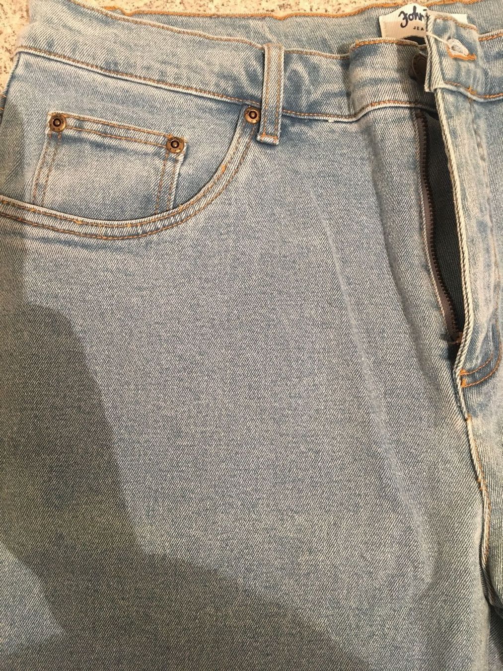 Pantaloni: HERREN CARGO BERMUDA NEU – Usato da basel venduto da lupettone 2