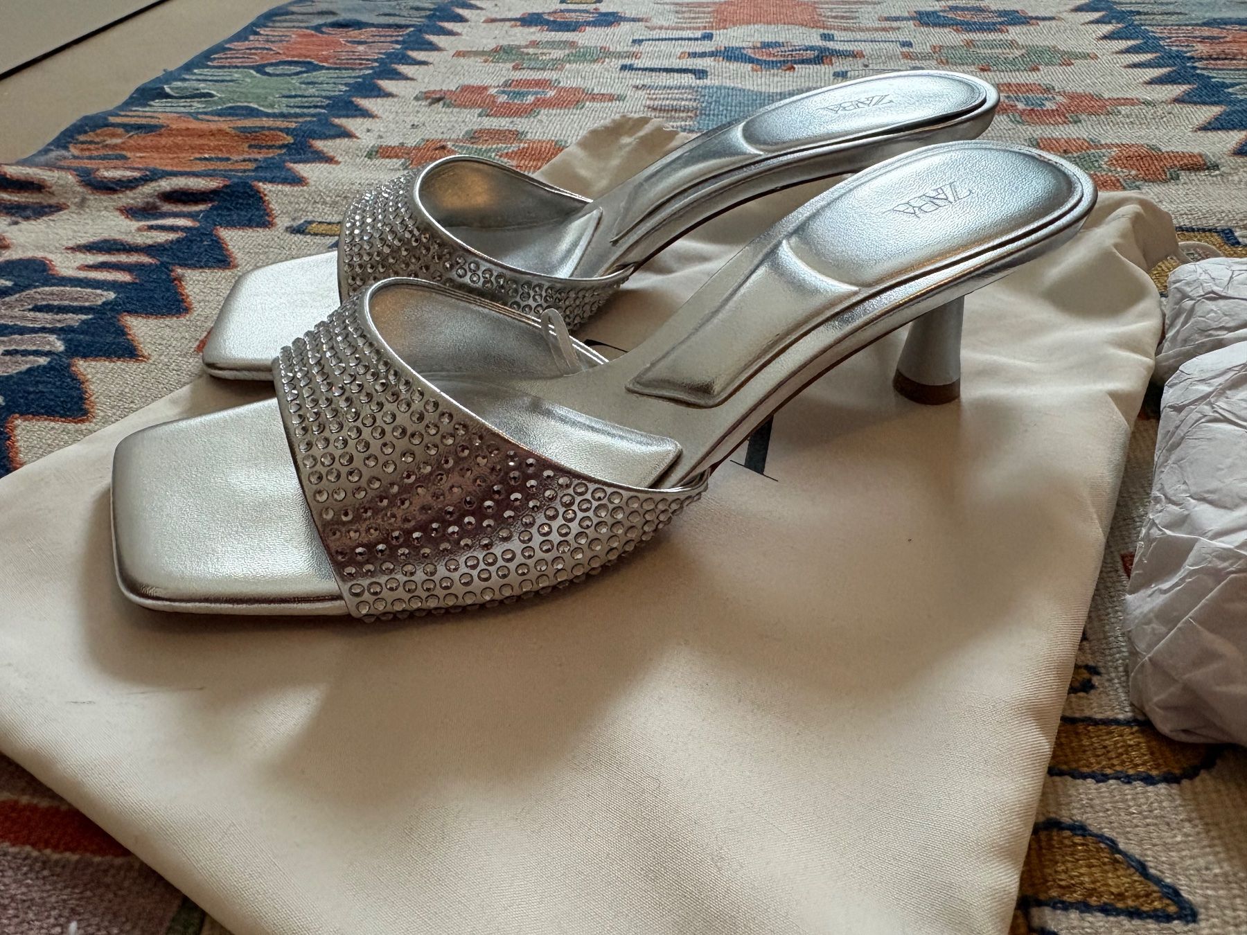 Zara Scarpe da donna: Silberne Sandalen – Nuovo e nell'imballaggio originale da Zürich venduto da bbbggg 1