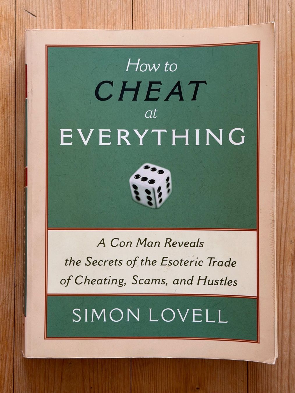 Livres: How to cheat at everything - Simon Lovell – D'occasion à Himmelried par rasmus67