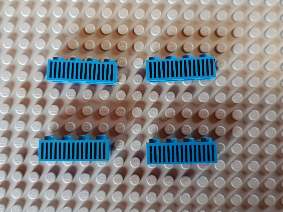 Lego Kit di costruzioni: LEGO Classic Space - Brick 1x4 with Grille Pattern - 3010p04 – Usato da Muhen venduto da Legoholic