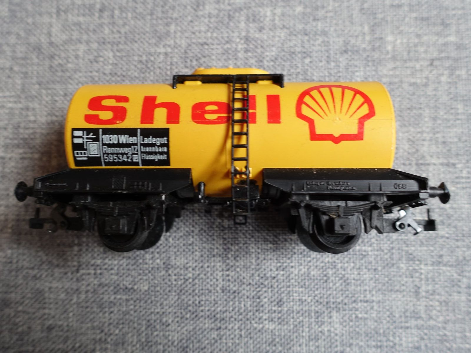 Kleinbahn Modellini di ferrovie: KLEINBAHN No. 313 Leichtkesselwagen "SHELL" – Usato da Wallbach venduto da Sarrows