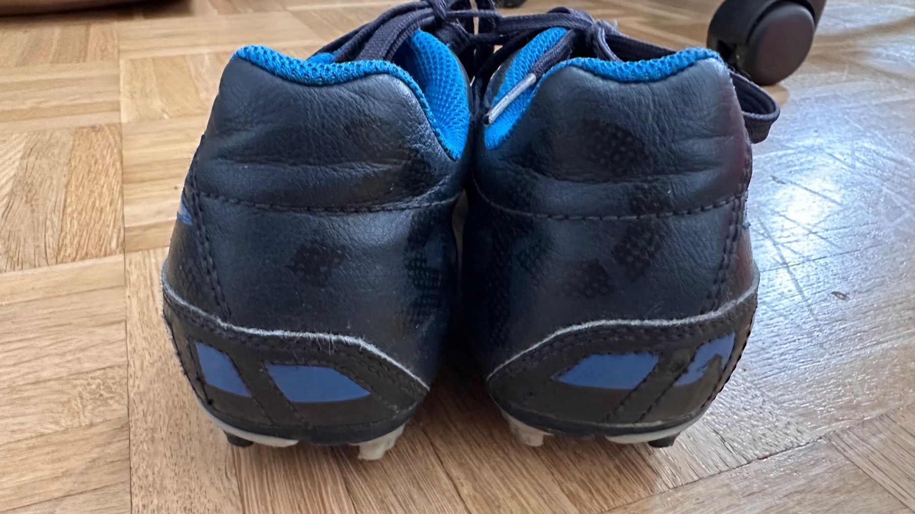 Nike Scarpe per ragazzi: Fussballschuhe Nike Grösse 32 – Usato da Schönenbuch venduto da marisli80 2