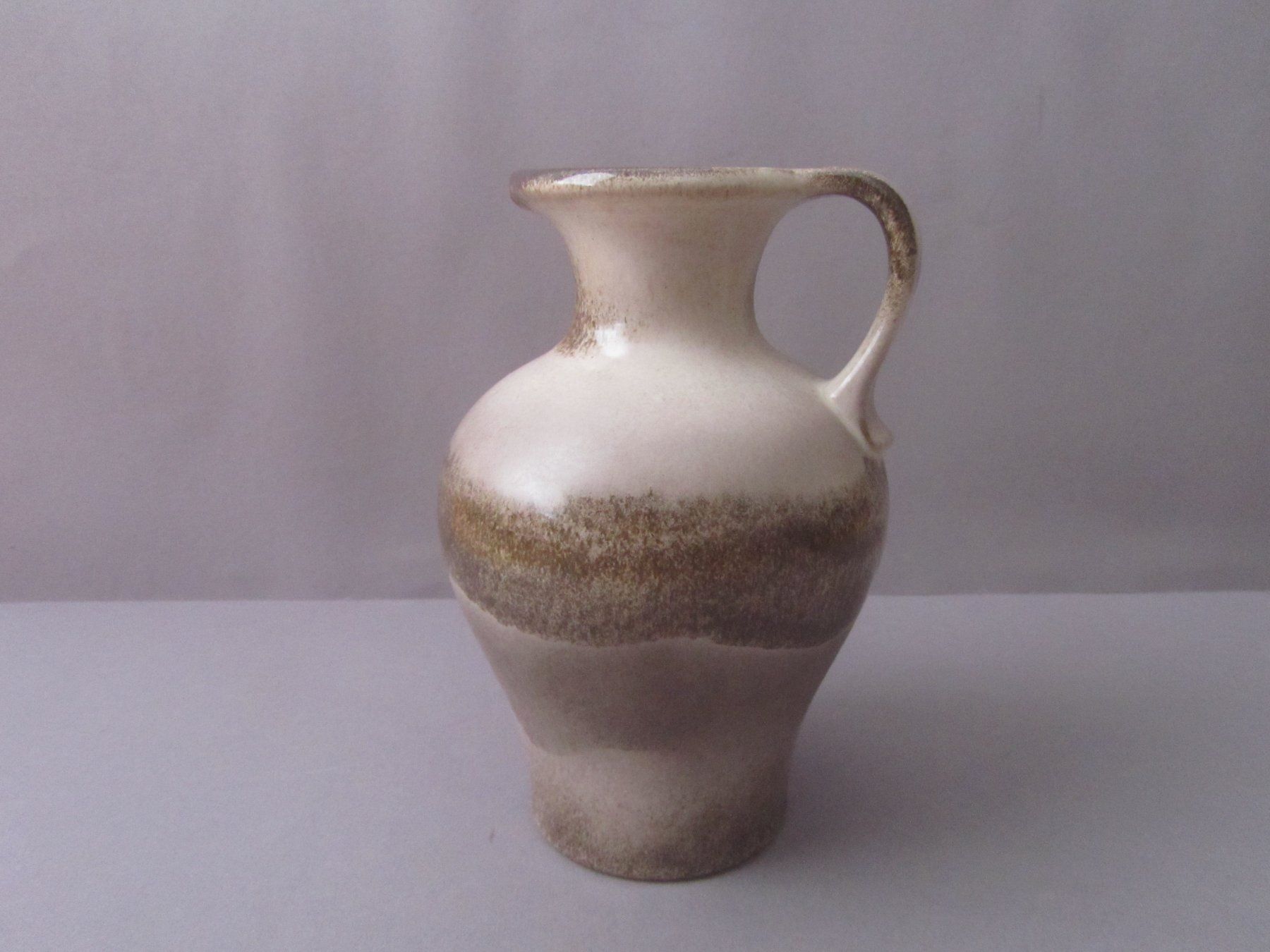 Vasi & Recipienti: Henkel - Vase  /  Krug – Usato da Seengen venduto da mikelele 1