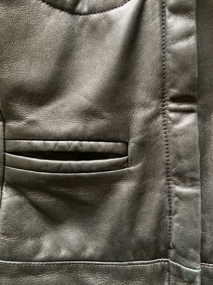 Bally Jacken: Bally Lederjacke Bomberjacke schwarz 34 / 36 top – Gebraucht aus Bern von nelke08 2