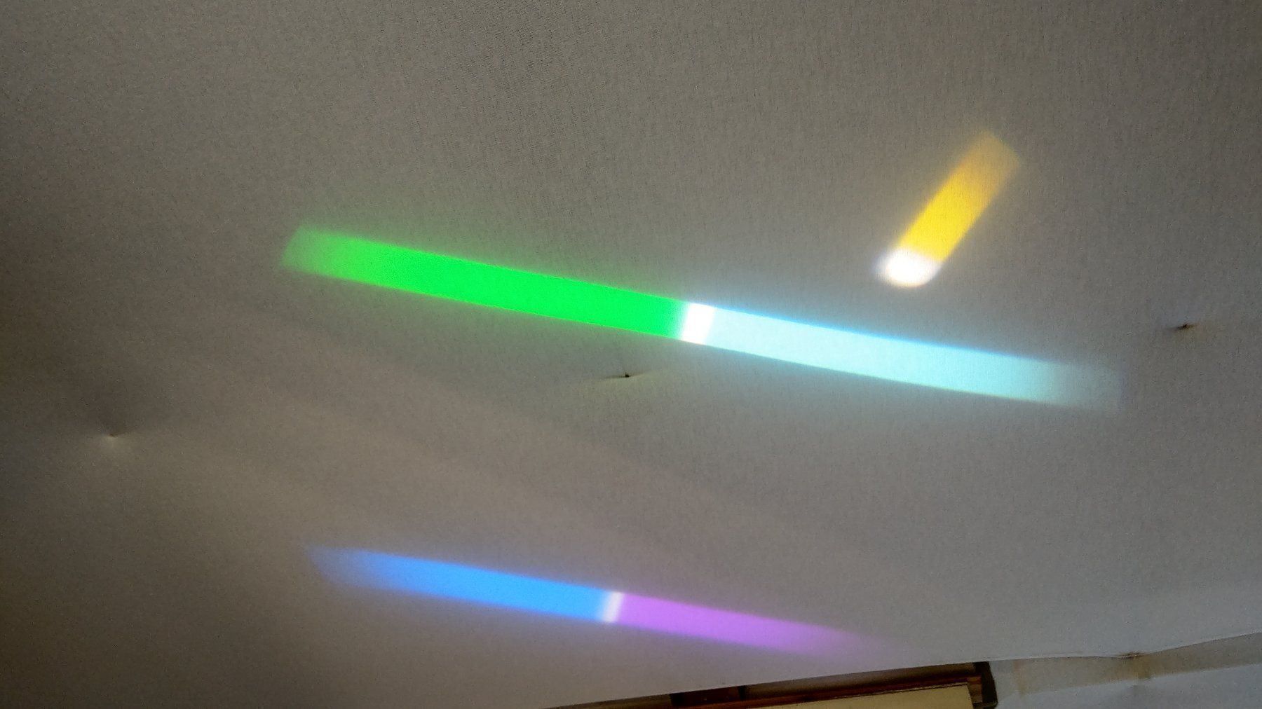 Lampade: Genius Multicolor Lichteffekt (S52) – Usato da Däniken SO venduto da Profog1