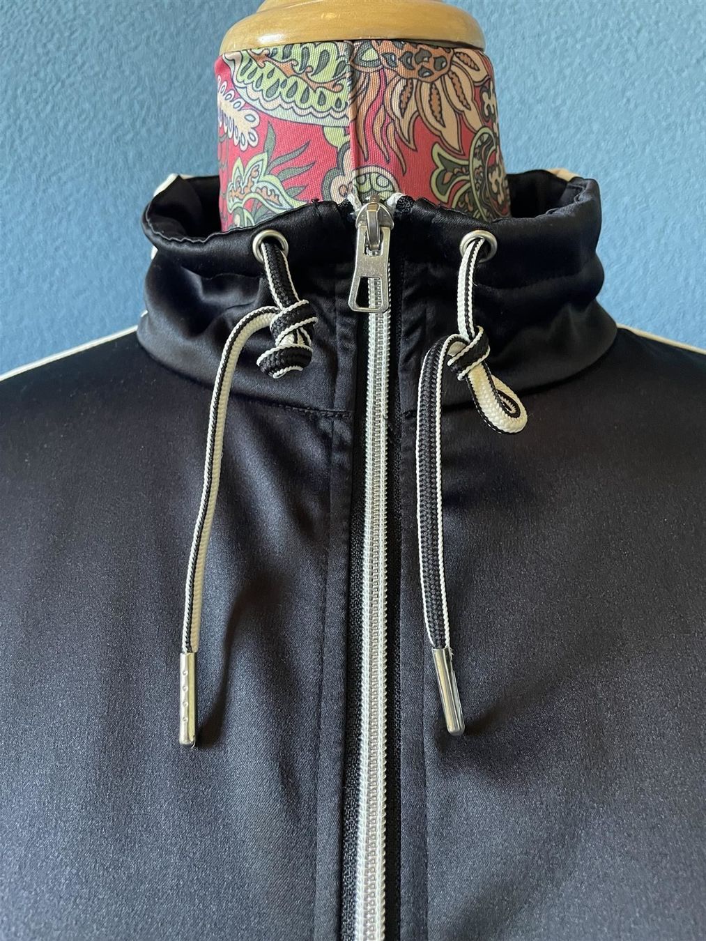 Giacche: Leichte Jacke, Grösse 44 – Usato da Bourguillon venduto da gartenwohnen 4