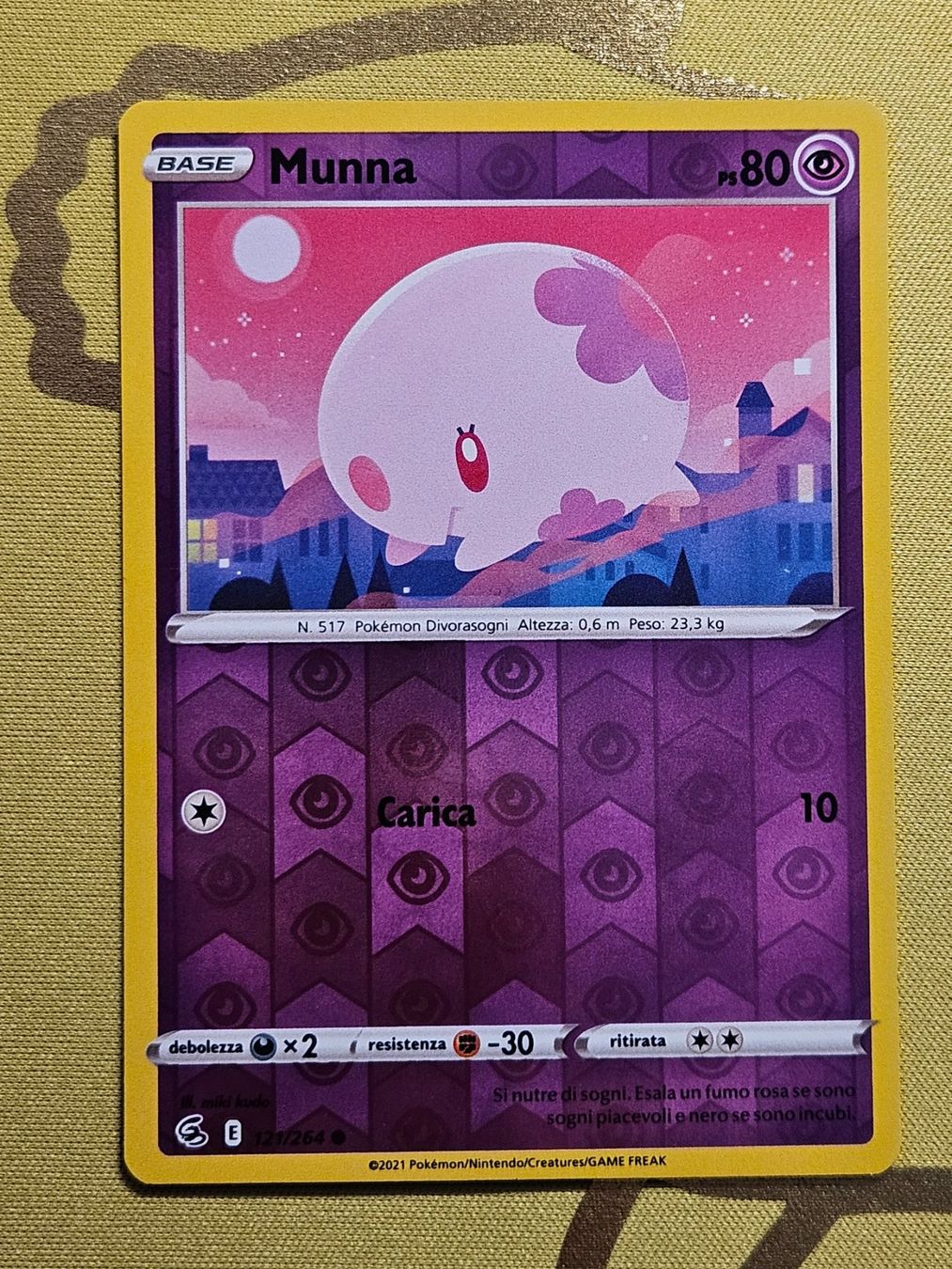 Pokémon Carte collezionabili: Fusion Strike - Munna 121/264 – Usato da Bellinzona venduto da Pokemarco