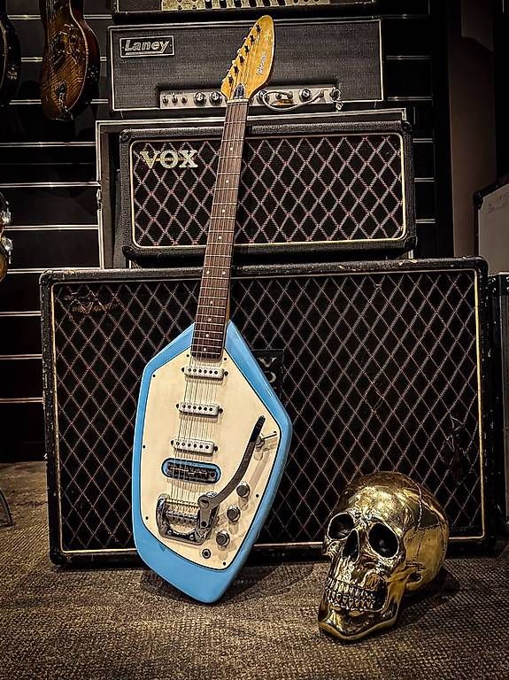 Strumenti musicali: Vox phantom 2 guitar 1964 – Usato da Montreux venduto da Alligator-AMPS 1