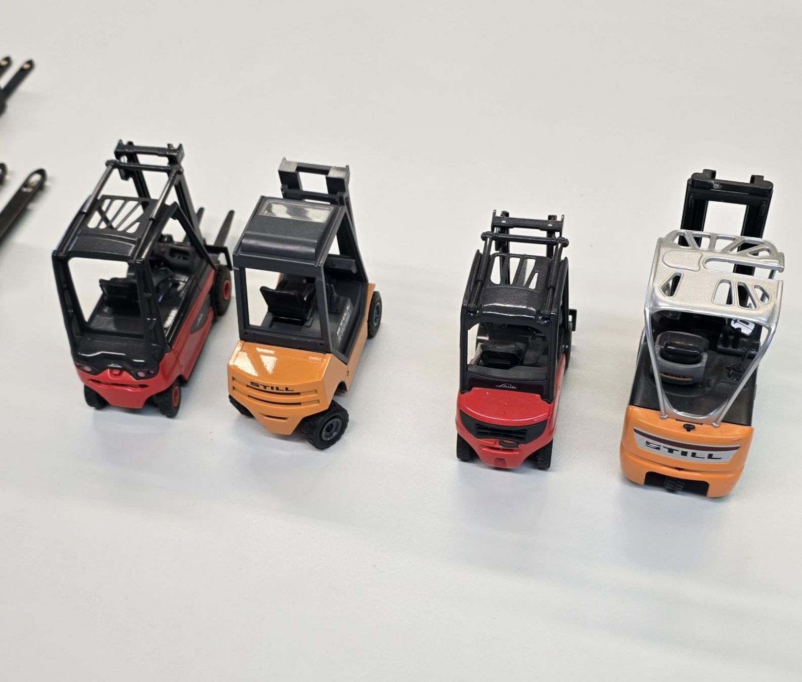 Kits de montage: Stapler Modelle / Shell Tankwagen – D'occasion à Dietlikon par Dilara5 7