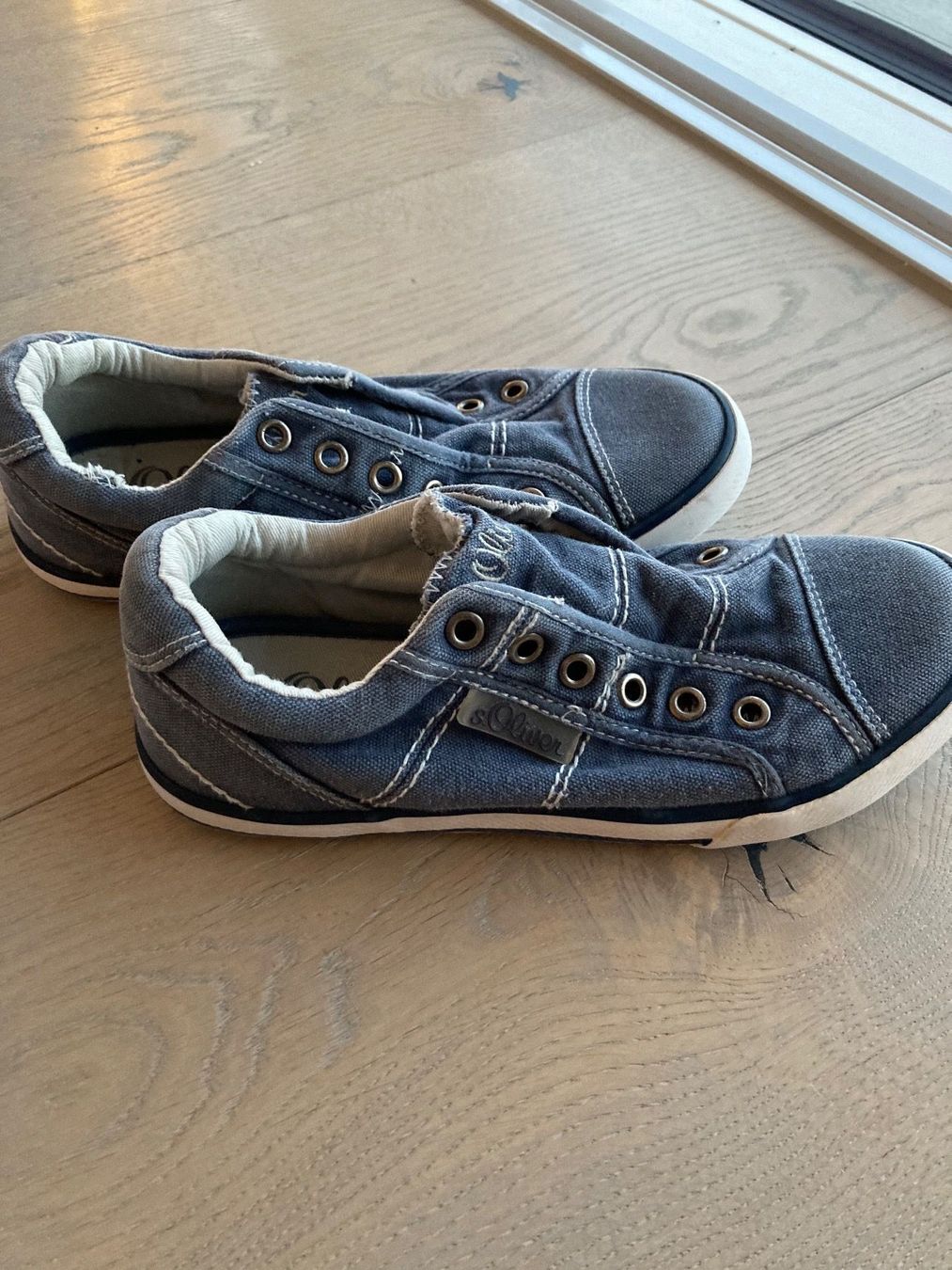 S.Oliver Schuhe für Jungen: Sneakers Jeans S. Oliver Gr. 35 – Gebraucht aus Meilen von Golfer04 2
