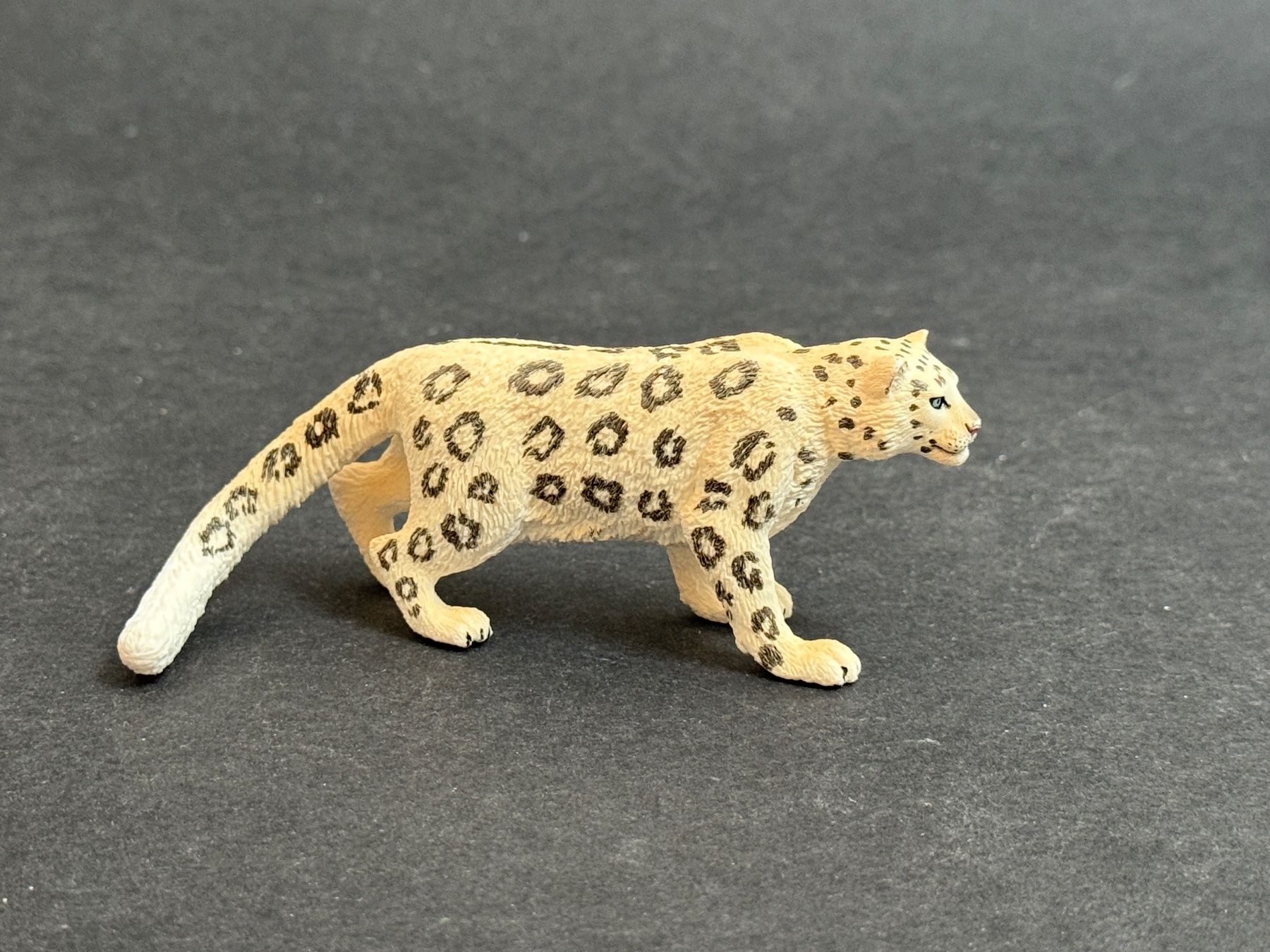 Schleich Statuette: SCHLEICH 14838 Schneeleopard Leopard – Usato da Ennetbaden venduto da mapa05
