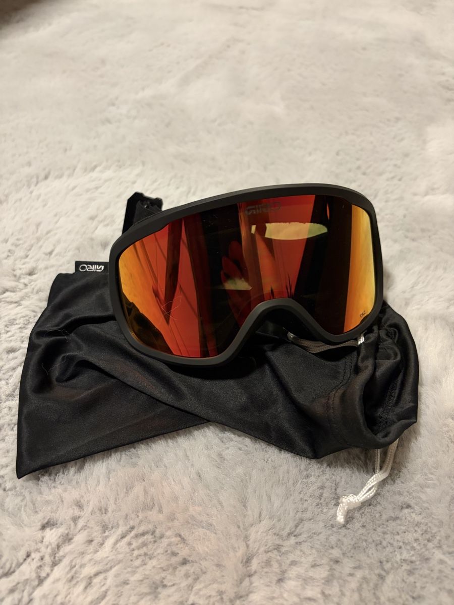 Giro Occhiali & Lenti: Skibrille Giro mit Schutzbeutel – Usato da Grosshöchstetten venduto da Tobias.David