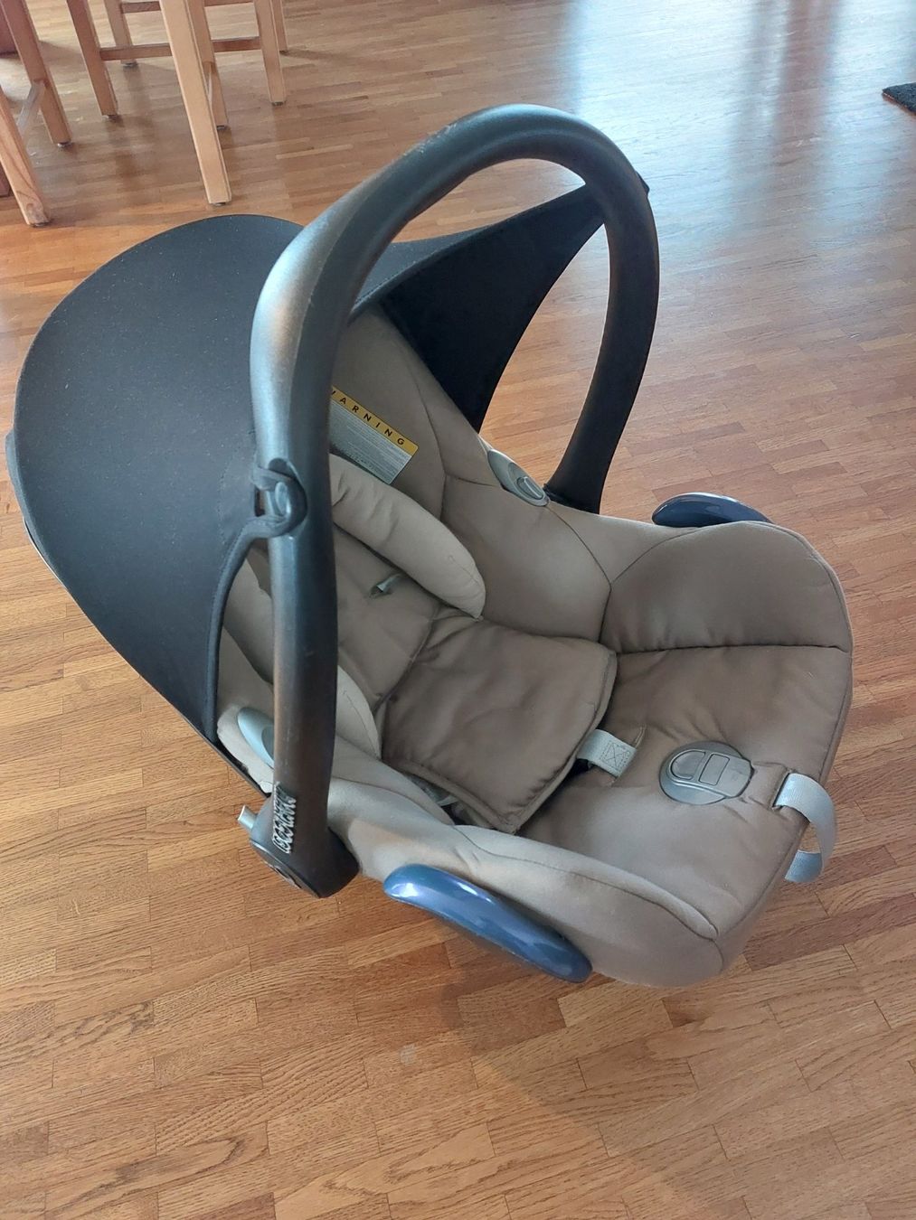 Maxi-Cosi Seggiolini per auto: Maxicosi – Usato da Rothenburg venduto da Sommern