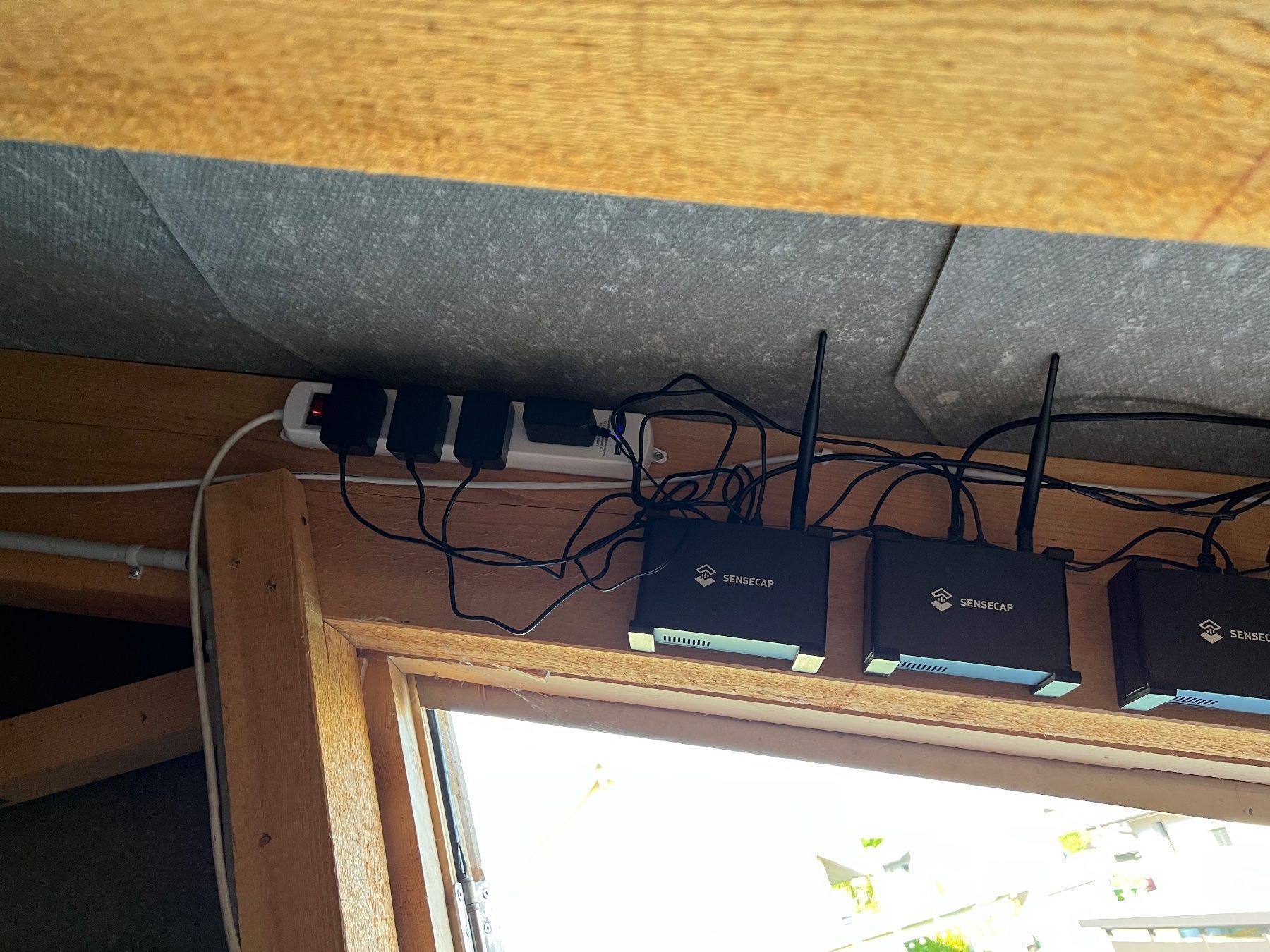 Coin Miner: Helium Miner mit 8dbi antennen – Gebraucht aus Selzach von Pascal12.10 2