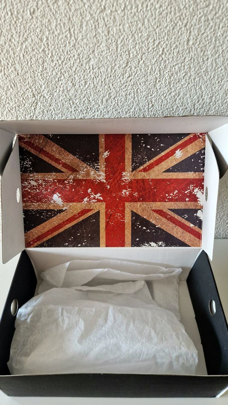 Herrenschuhe: Gola Sneaker Track Mesh 158 Grösse 43 – Neu und originalverpackt aus Möriken AG von Vellas 9