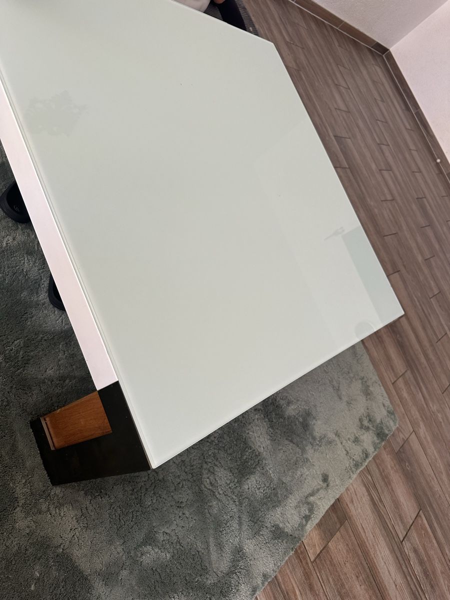Tische: Tisch – Gebraucht aus Biel/Bienne von lul_b6yy 4