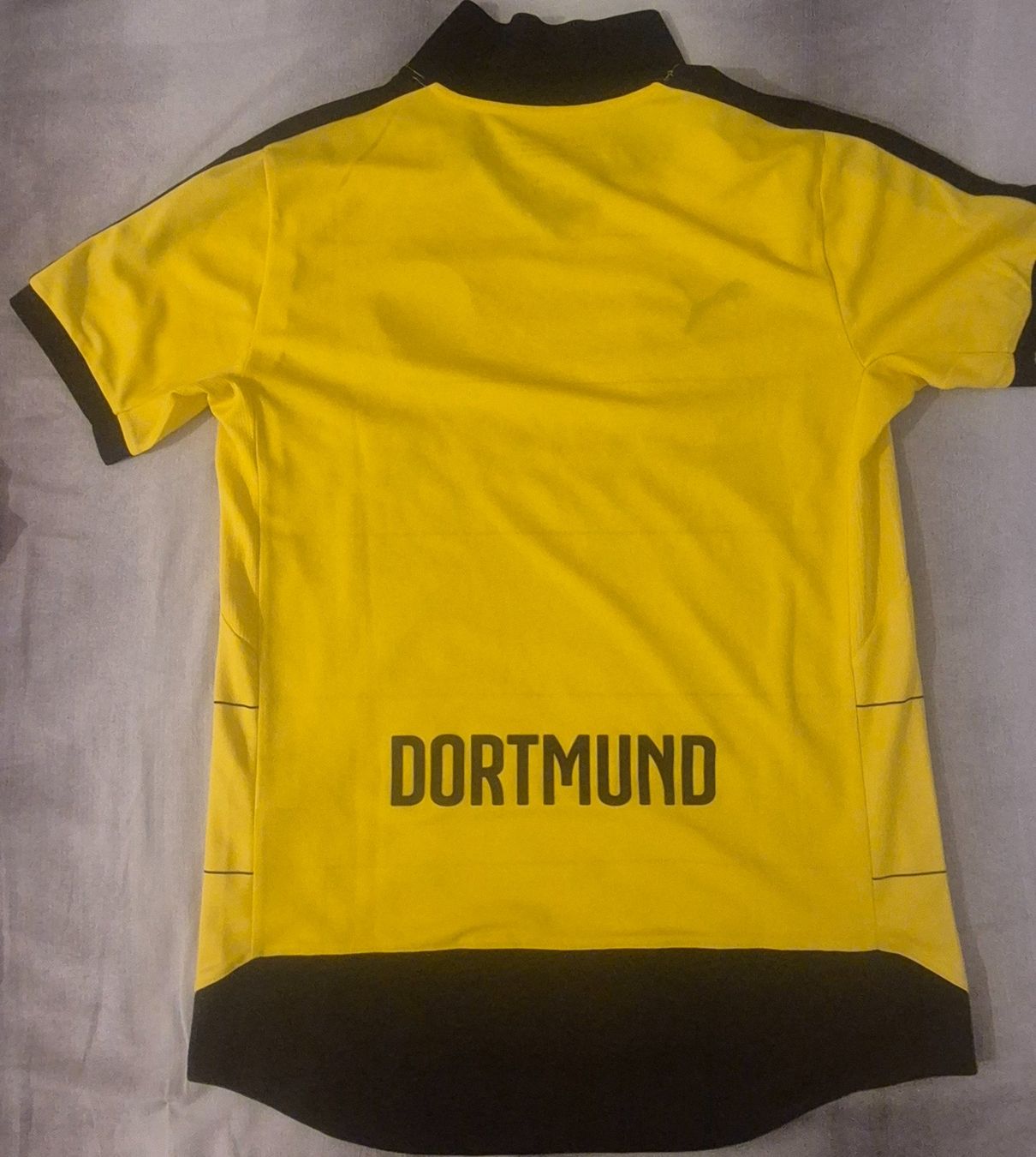 Puma Canottiere & Pantaloni: Maillot BVB 15/16 – Usato da Yverdon-les-Bains venduto da joa_8wss 1