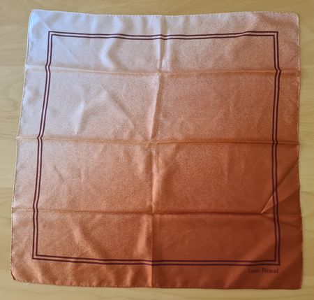 Foulard en soie vintage Louis Féraud