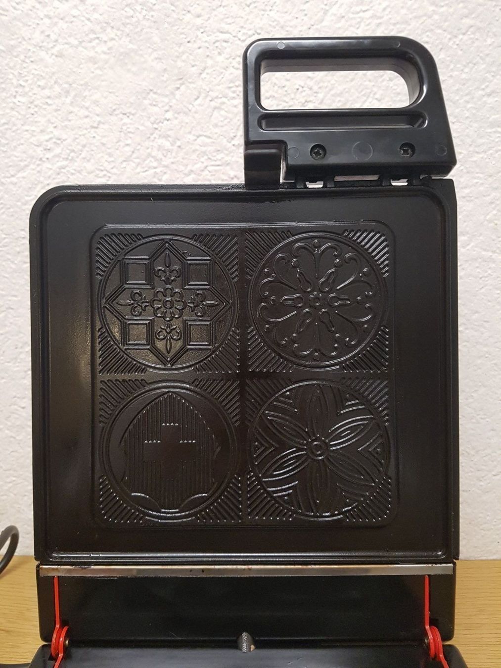 Sigg Küchengeräte: SIGG Waffeleisen/Brezeleisen – Gebraucht aus Zürich von Lina049 5