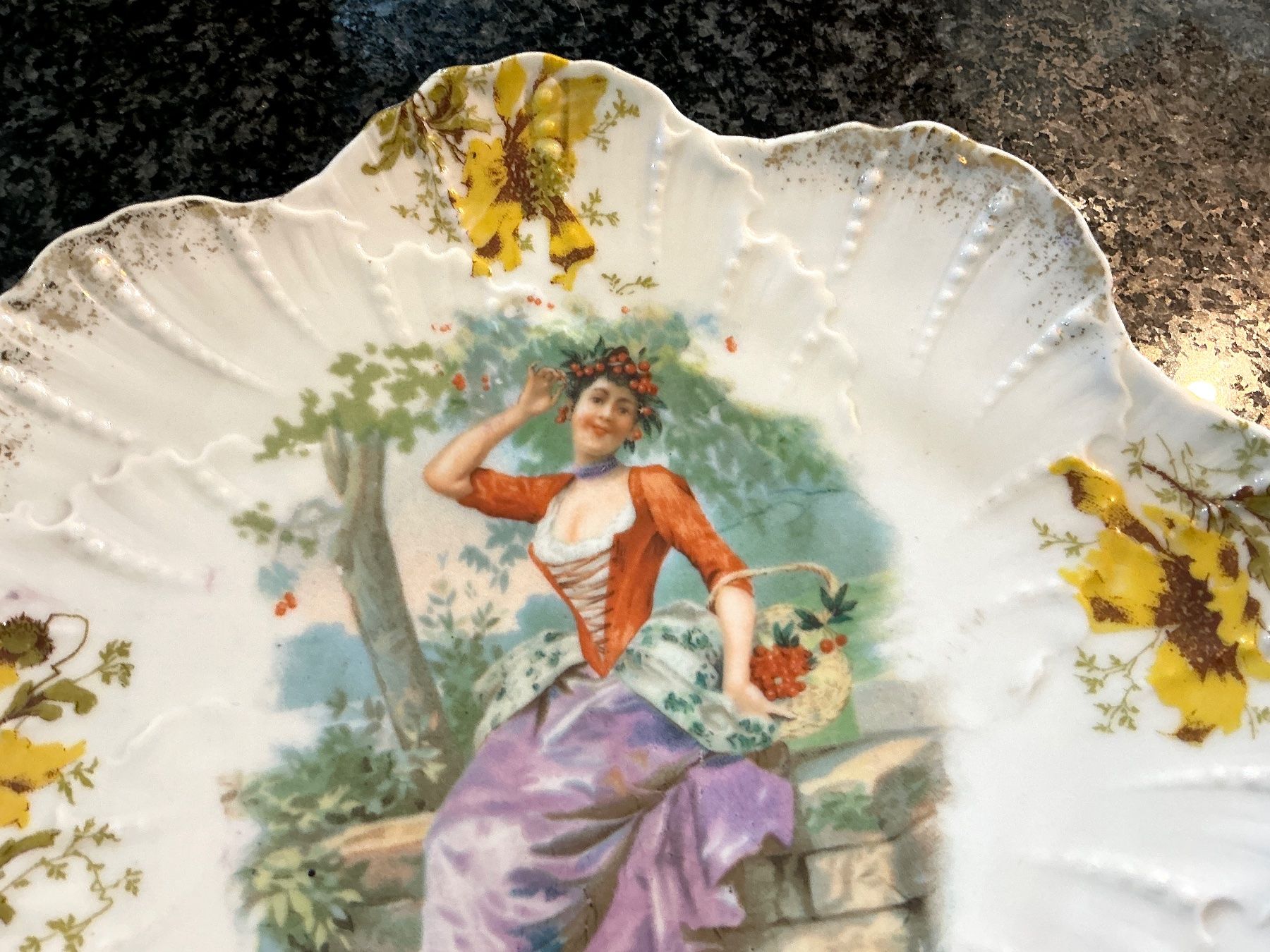 Piatti: JUGENDSTIL TELLER AUSTRIA UM 1900, GEMARKT – Usato da Biglen venduto da Limarkt 2