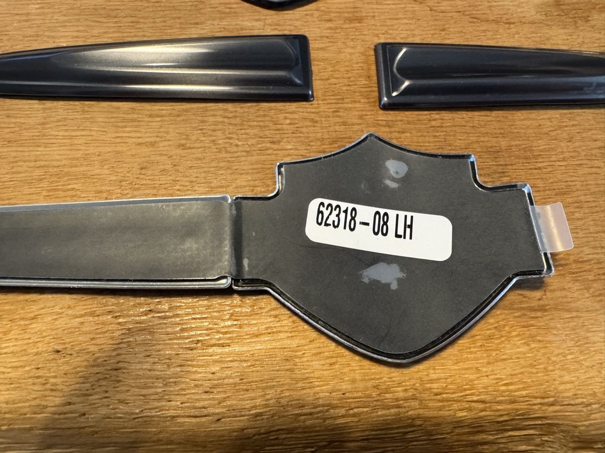 Harley-Davidson Tutti i ricambio per moto: Harley Davidson Tankembleme  – Usato da Aathal-Seegräben venduto da Romeo8607 1