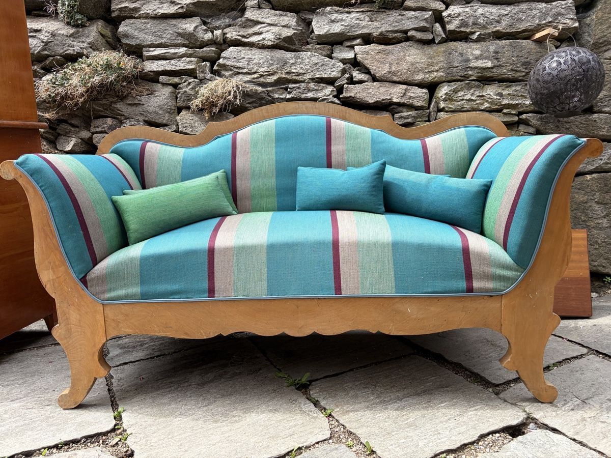 Divani: Sofa antiker Stil – Usato da Oberbuchsiten venduto da adr_d7vk