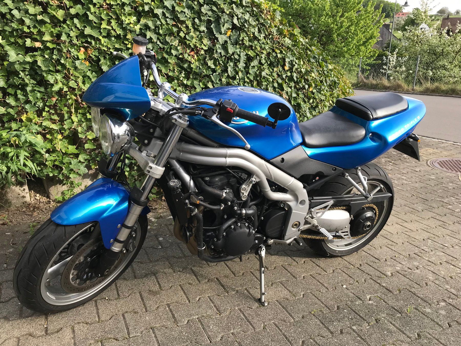 Triumph Strada: Triumph Speed Triple 955i – Difettoso da Oberneunforn venduto da Holdrio08 1