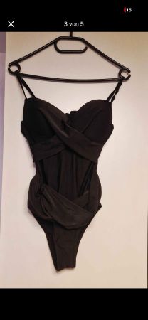 Schwarzer Badeanzug (S)