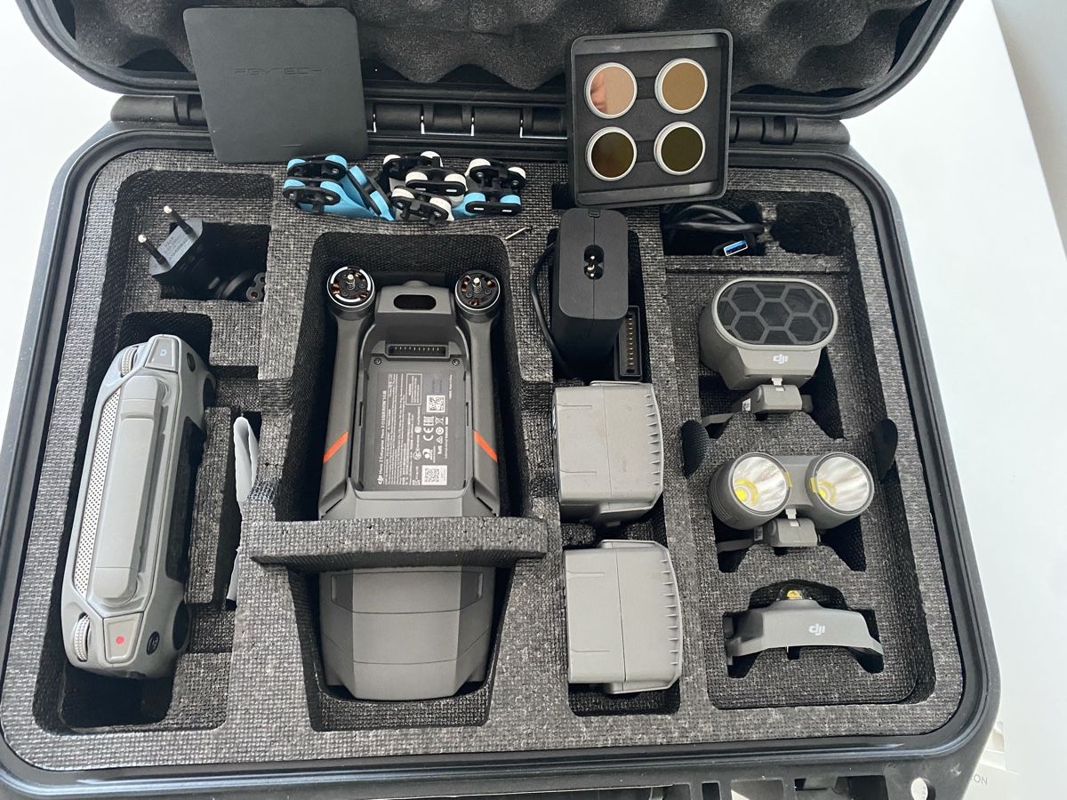 DJI Caméscopes: Drone DJI Mavic 2 Enterprise Zoom avec accessoires complets. – D'occasion à Gland par Tech-TEC 7