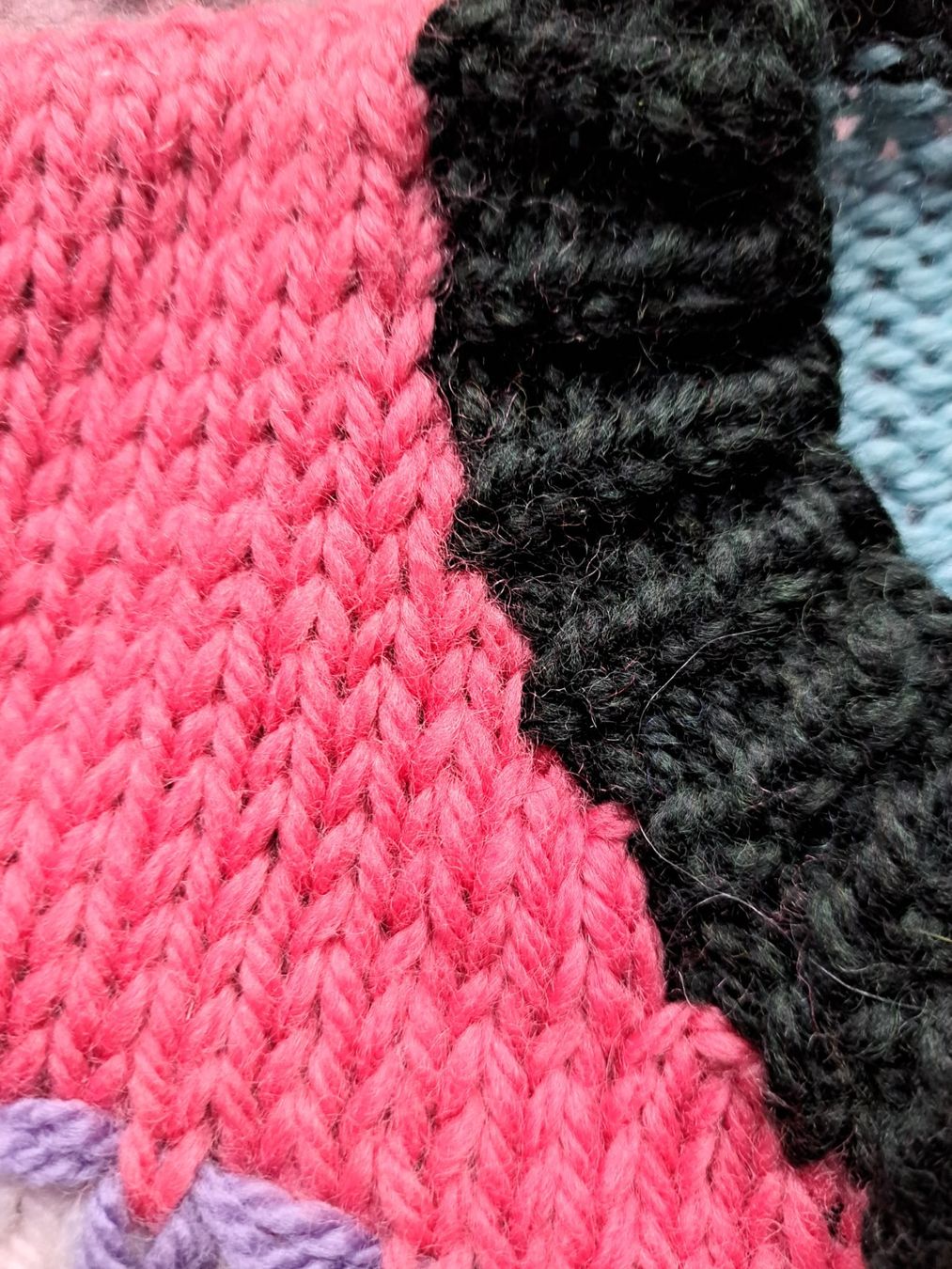 Vestes: Aufwändig gestrickte Wolljacke vielfarbig. – Neuf (Voir description) à Hettiswil par san_kf5h 6